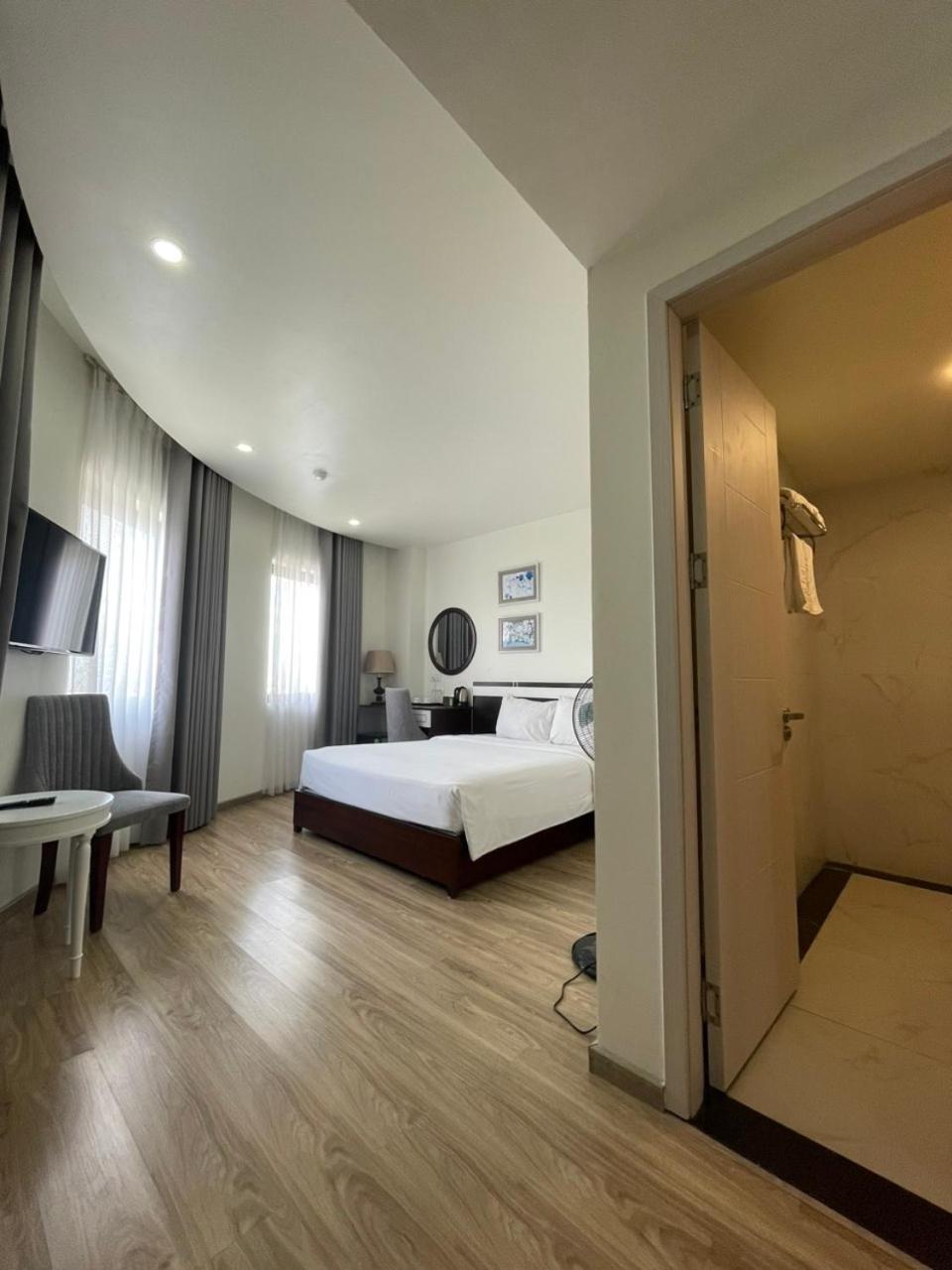 Lotus Hotel & Apartment Hai Phong Exteriér fotografie